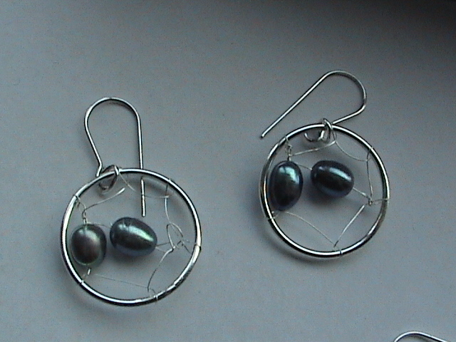 Peacock Pearl Eardrops